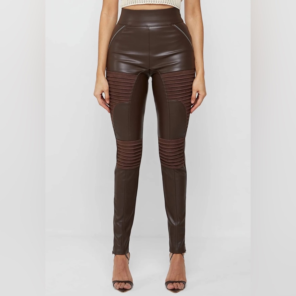 MANIERE DE VOIR Vegan Leather & Suede Ribbed Legging - Chocolate Brown